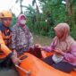 Tim gabungan mengevakuasi warga terdampak banjir di Kabupaten Jepara, Jawa Tengah. (Dok. BPBD Kabupaten Jepara)